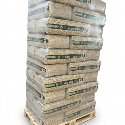 Hanfeinstreu "Regular" - Palette mit 30 Ballen a 140 Liter - Natürlich, saugstark & hygienisch für Pferde, Hühner, Kleintiere